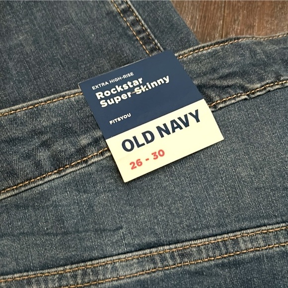 NWT Womens Old Navy Plus Rockstar Extra High Rise Skinny Jeans - Picture 2 of 14